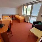 Agrohotel Tri Brezy 게스트하우스