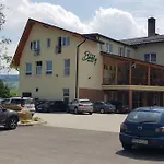 게스트하우스 Agrohotel Tri Brezy 4*