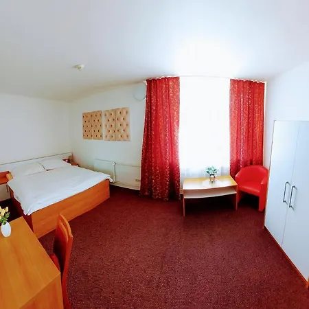 게스트하우스 Agrohotel Tri Brezy 4*