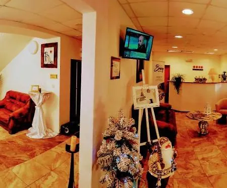 Agrohotel Tri Brezy 4* Hrustin