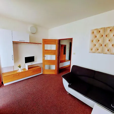 게스트하우스 Agrohotel Tri Brezy Hrustin