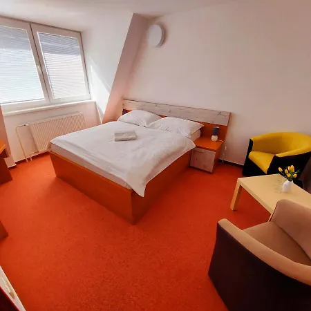 Agrohotel Tri Brezy 게스트하우스