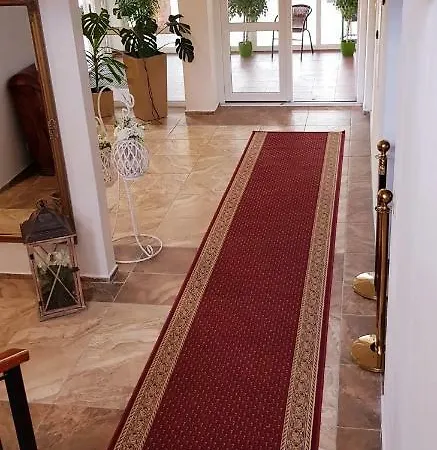 Agrohotel Tri Brezy 게스트하우스 4*