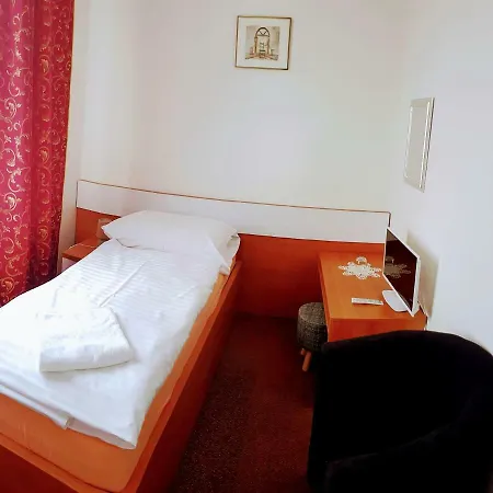 Agrohotel Tri Brezy 게스트하우스