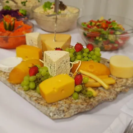 Agrohotel Tri Brezy 4*