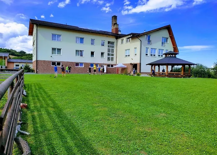 招待所 Agrohotel Tri Brezy 4*