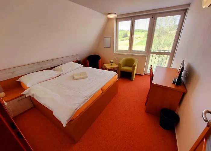 招待所 Agrohotel Tri Brezy 4*