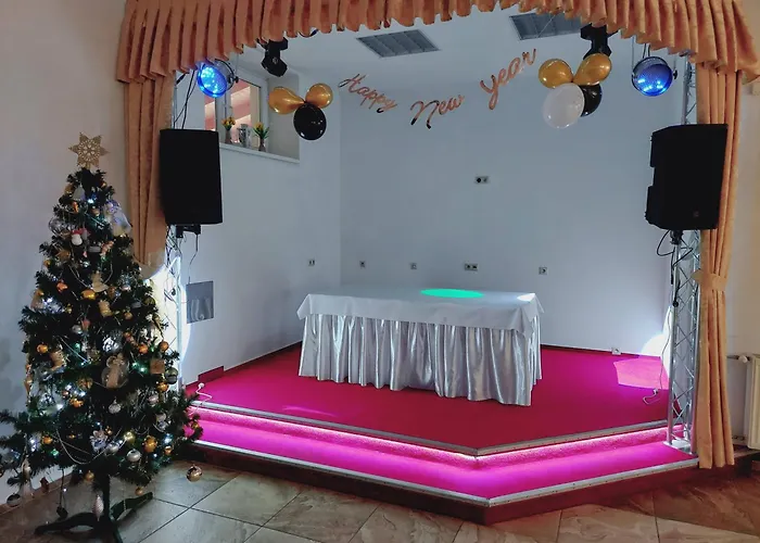 招待所 Agrohotel Tri Brezy Hrustin