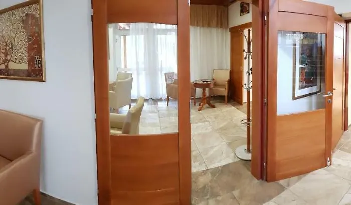 招待所 Agrohotel Tri Brezy 4*