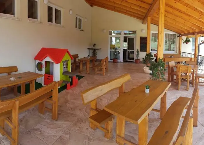 招待所 Agrohotel Tri Brezy 4*