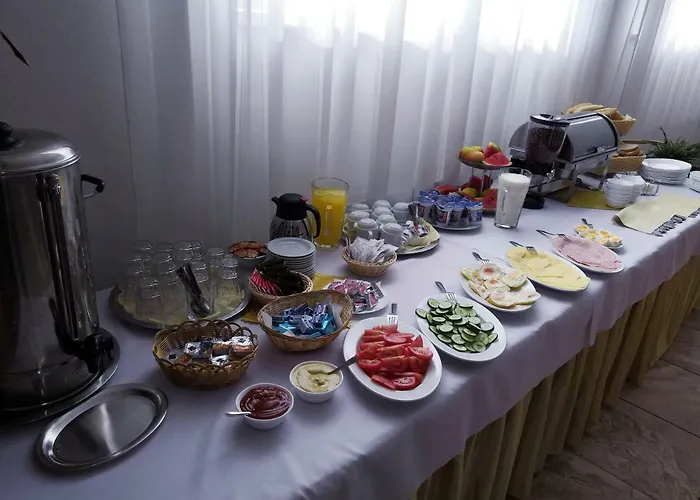 Agrohotel Tri Brezy 4* Hrustin