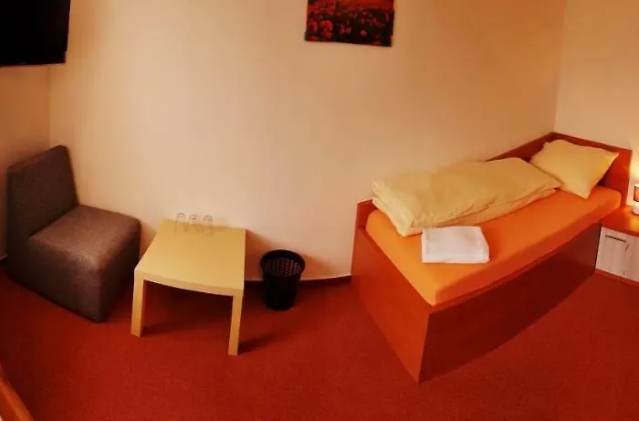 Agrohotel Tri Brezy Hrustin